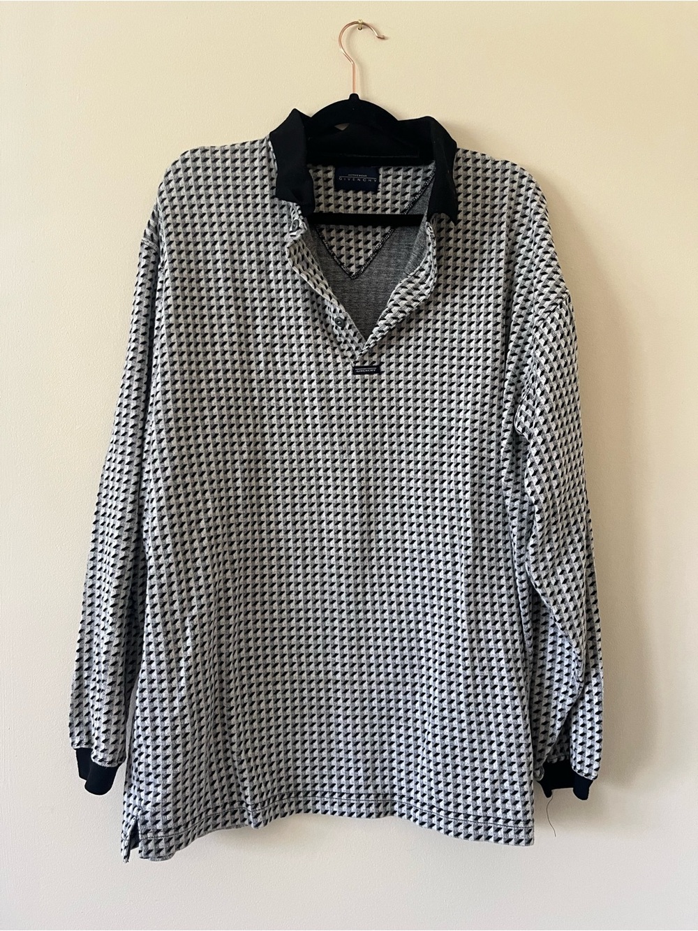 Givenchy Vintage 90s Black and White Patterned Long-Sleeve Polo Activewear